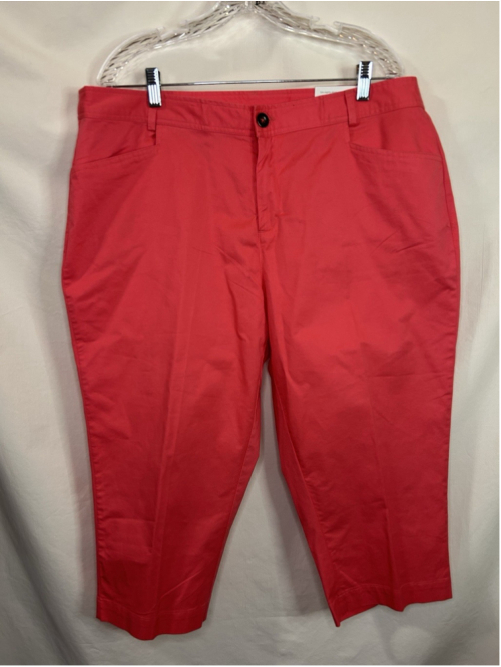 NWT CJ Banks Classic Fit Coral Capri Pants 18W Stretch Summer Cruise Beach Vacay